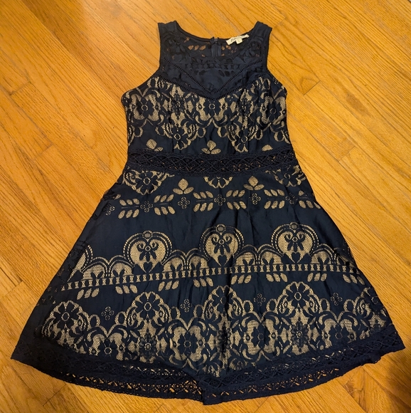 Rebellion juniors size large lace skater dress - Picture 1 of 3
